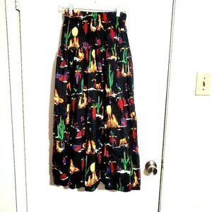 Ruffles Vintage Wolf Pack Print Womens Long Skirt S/M